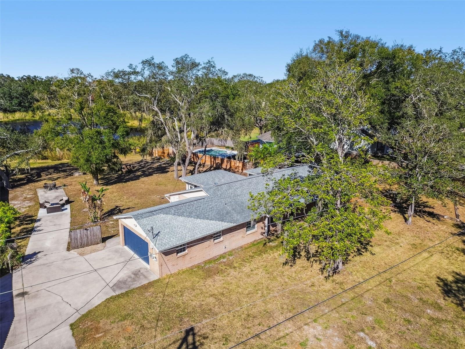 TAMPAS NORTH SIDE COUNTRY CLUB AREA UNIT - Residential