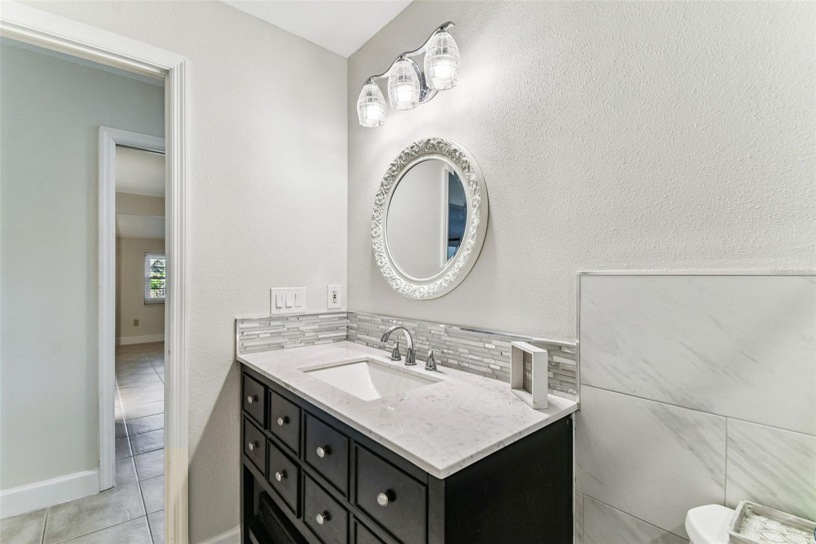 TAMPAS NORTH SIDE COUNTRY CLUB AREA UNIT - Residential