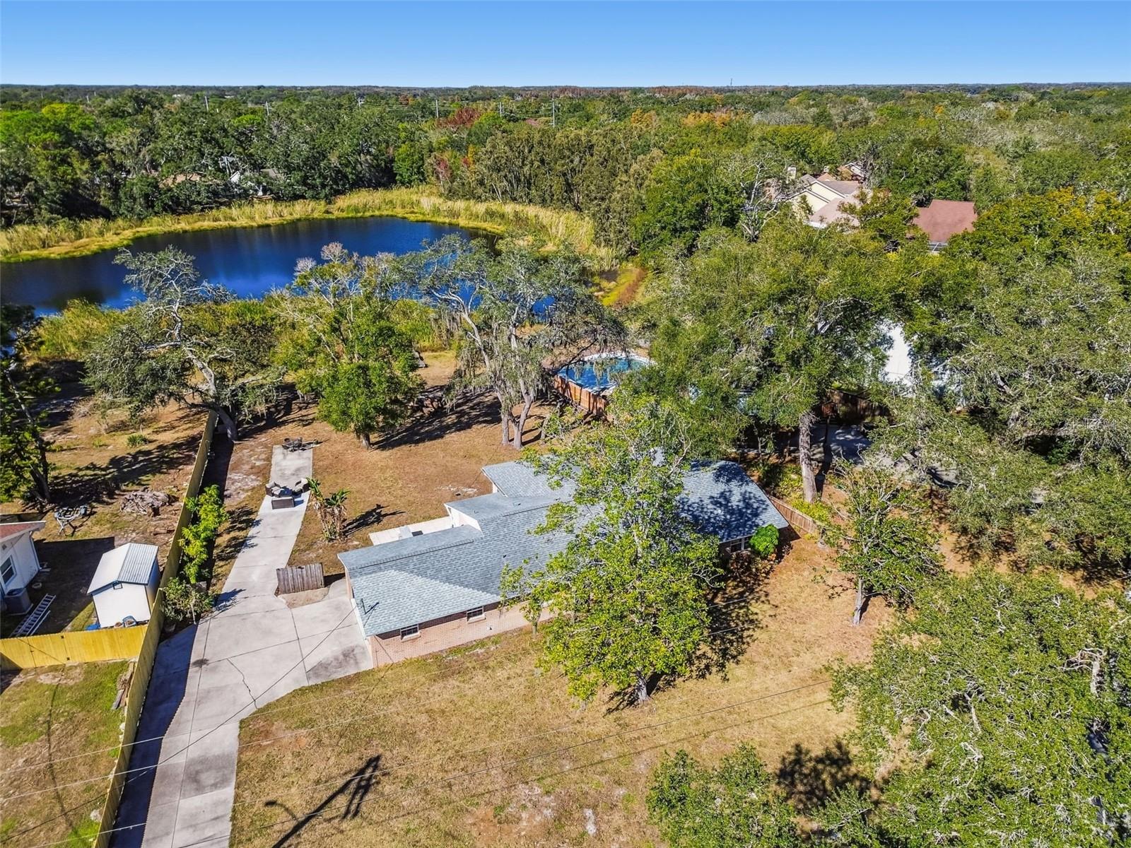 TAMPAS NORTH SIDE COUNTRY CLUB AREA UNIT - Residential