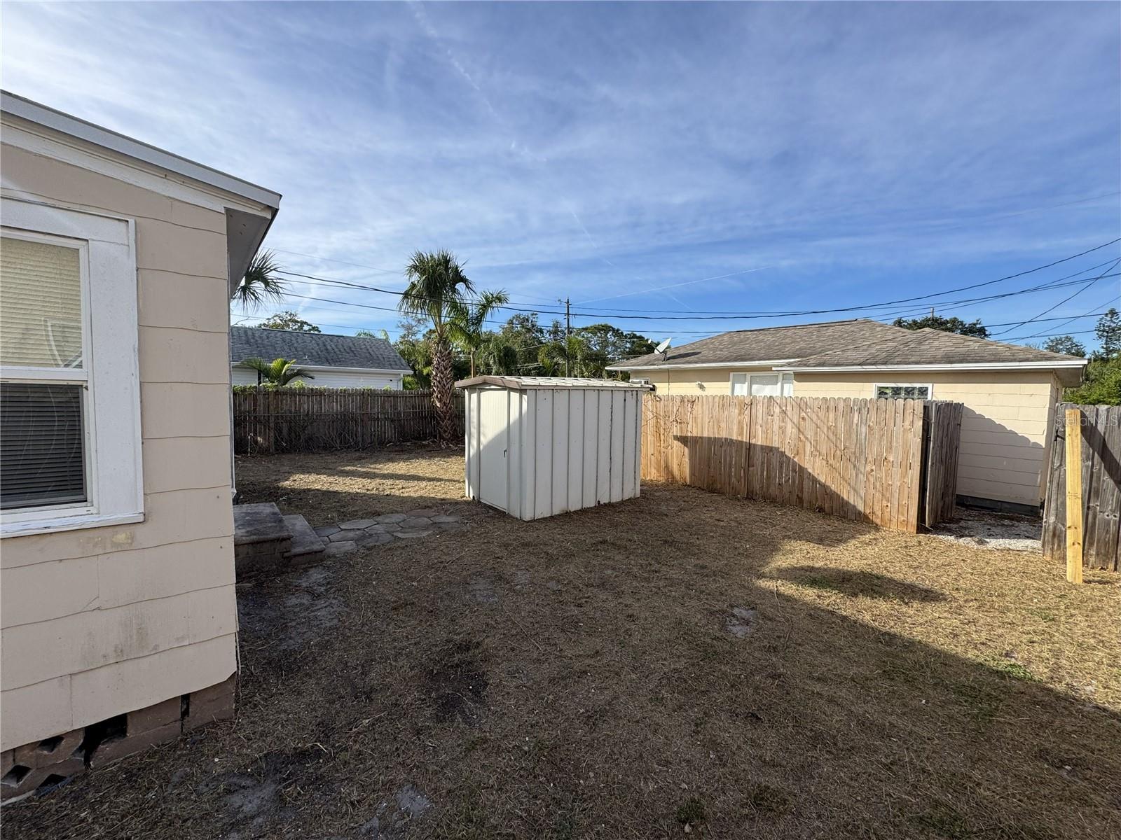 HALLS CENTRAL AVE 3 - Residential Lease