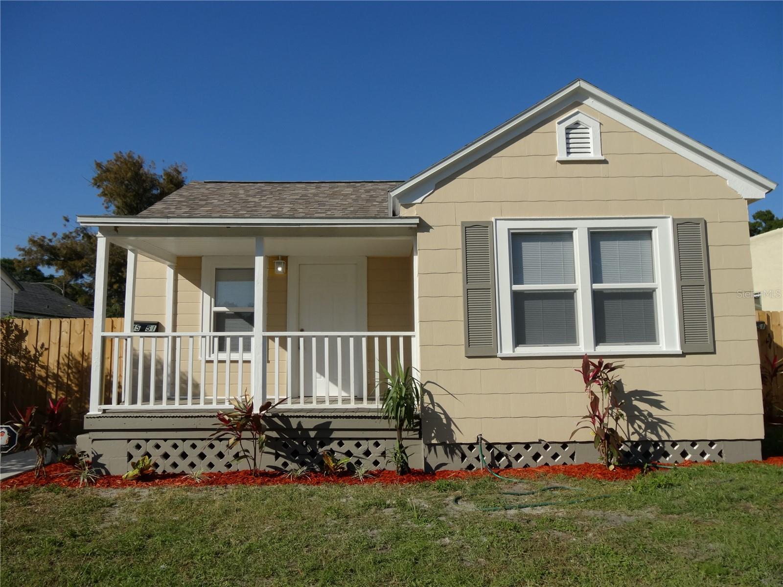 HALLS CENTRAL AVE 3 - Residential Lease