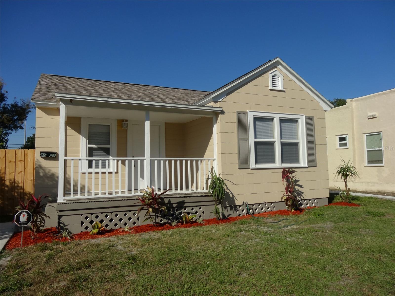 HALLS CENTRAL AVE 3 - Residential Lease