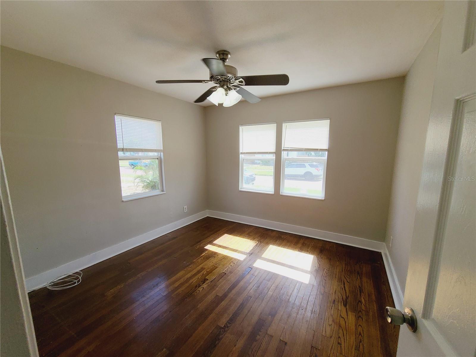 HALLS CENTRAL AVE 3 - Residential Lease