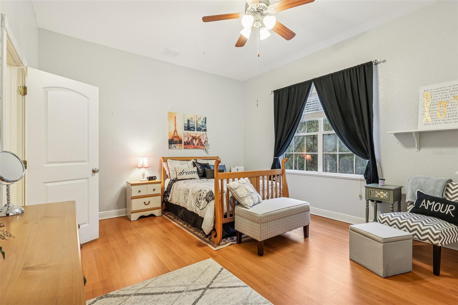 ROYAL TRAILS UNIT 01 - Residential