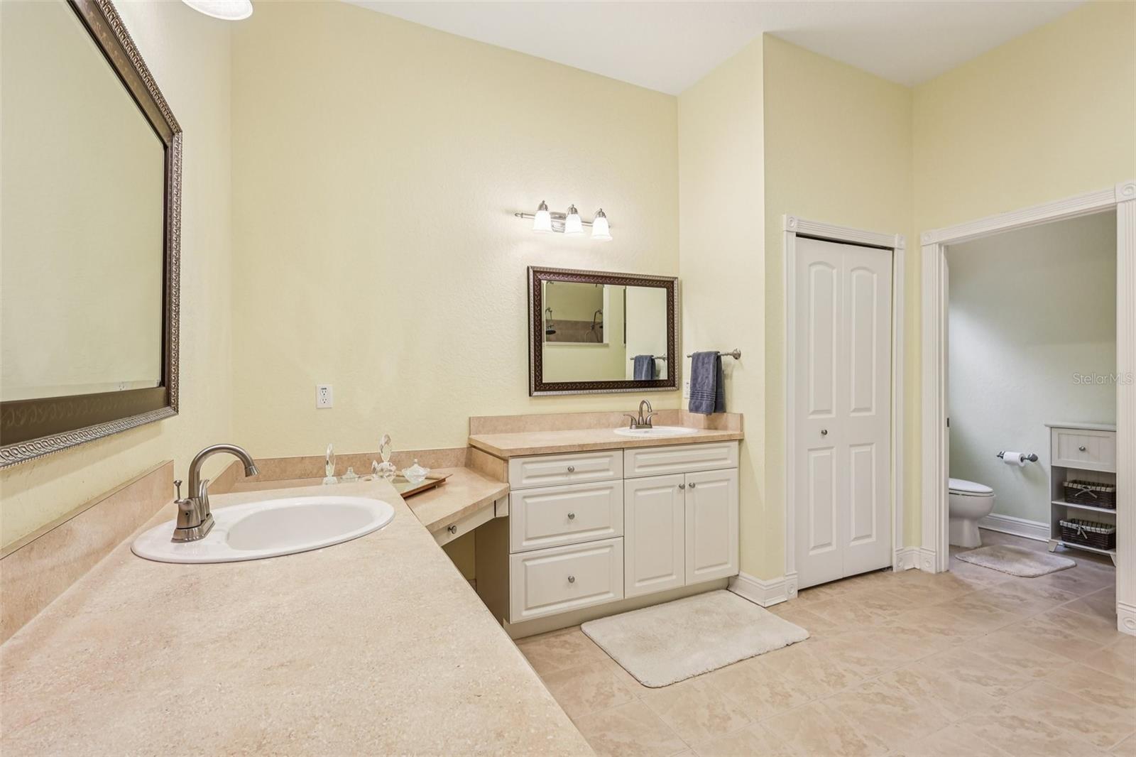 ROYAL TRAILS UNIT 01 - Residential