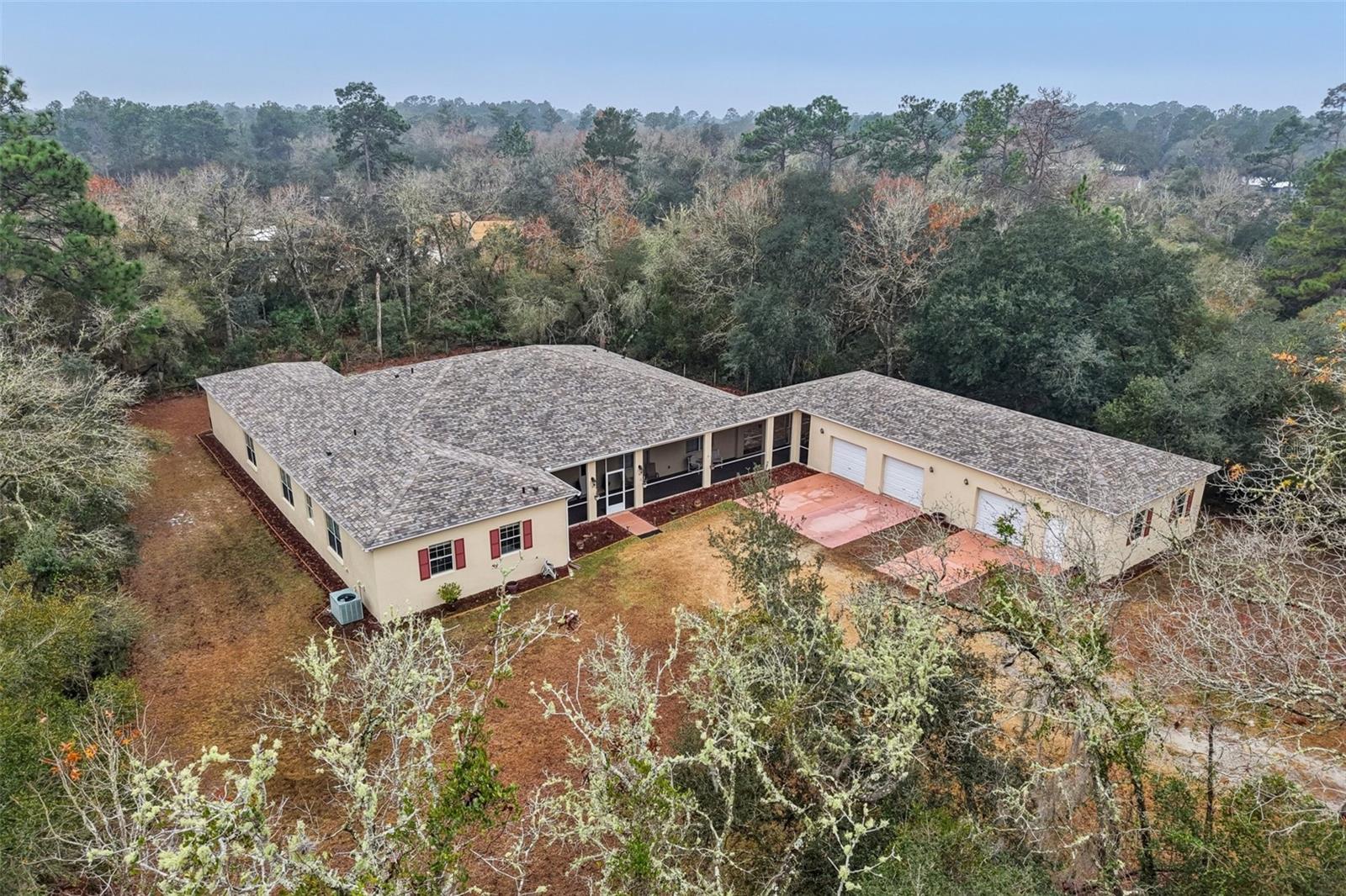 ROYAL TRAILS UNIT 01 - Residential