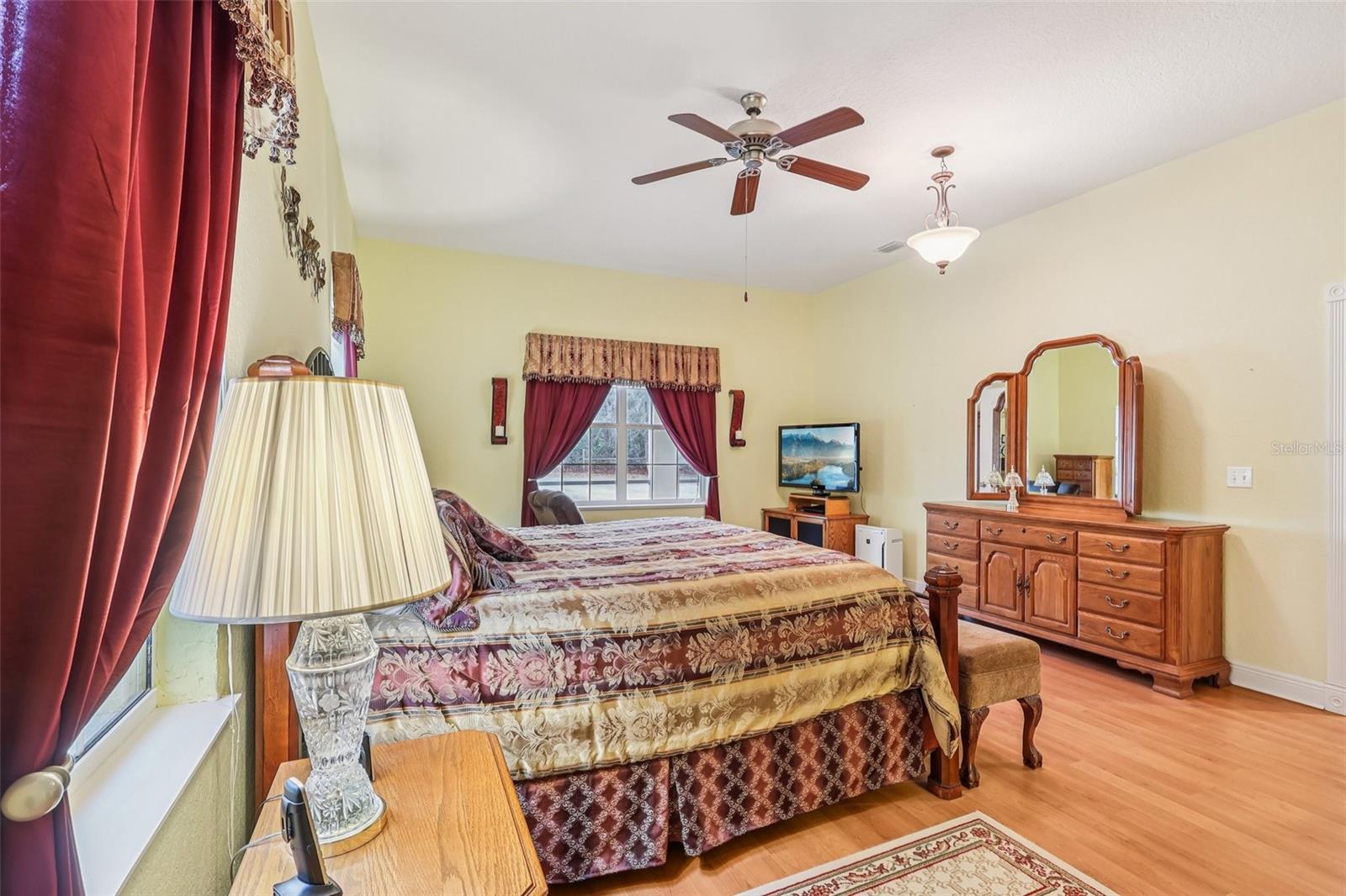 ROYAL TRAILS UNIT 01 - Residential