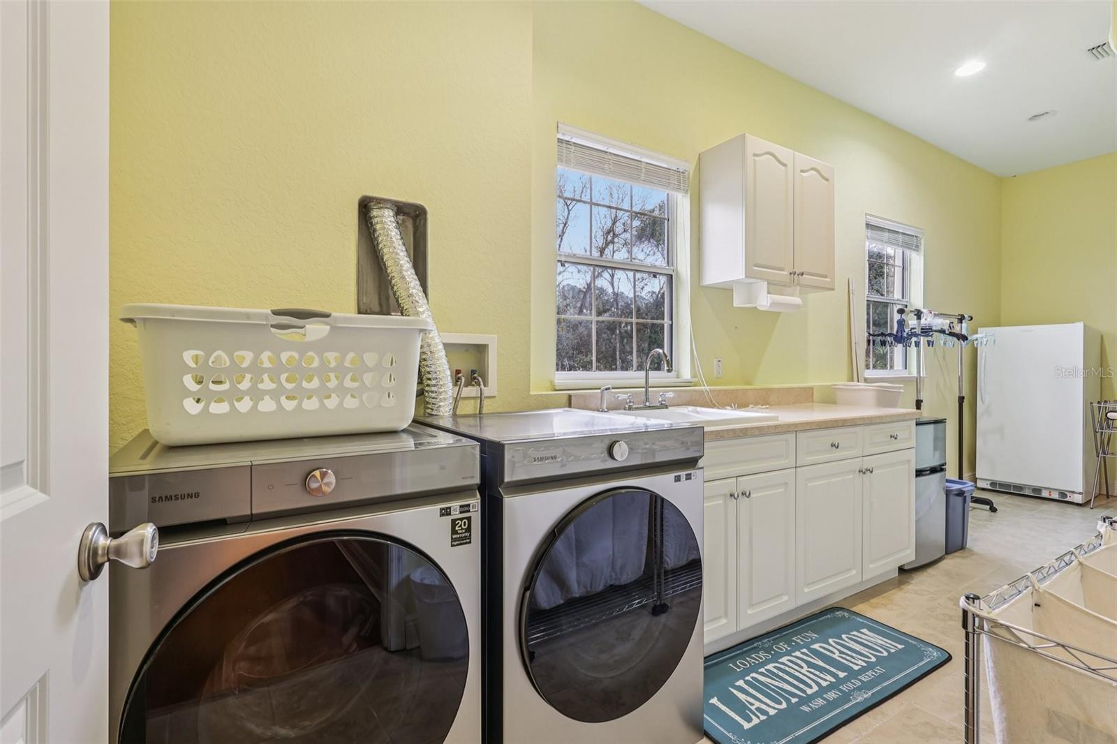 ROYAL TRAILS UNIT 01 - Residential