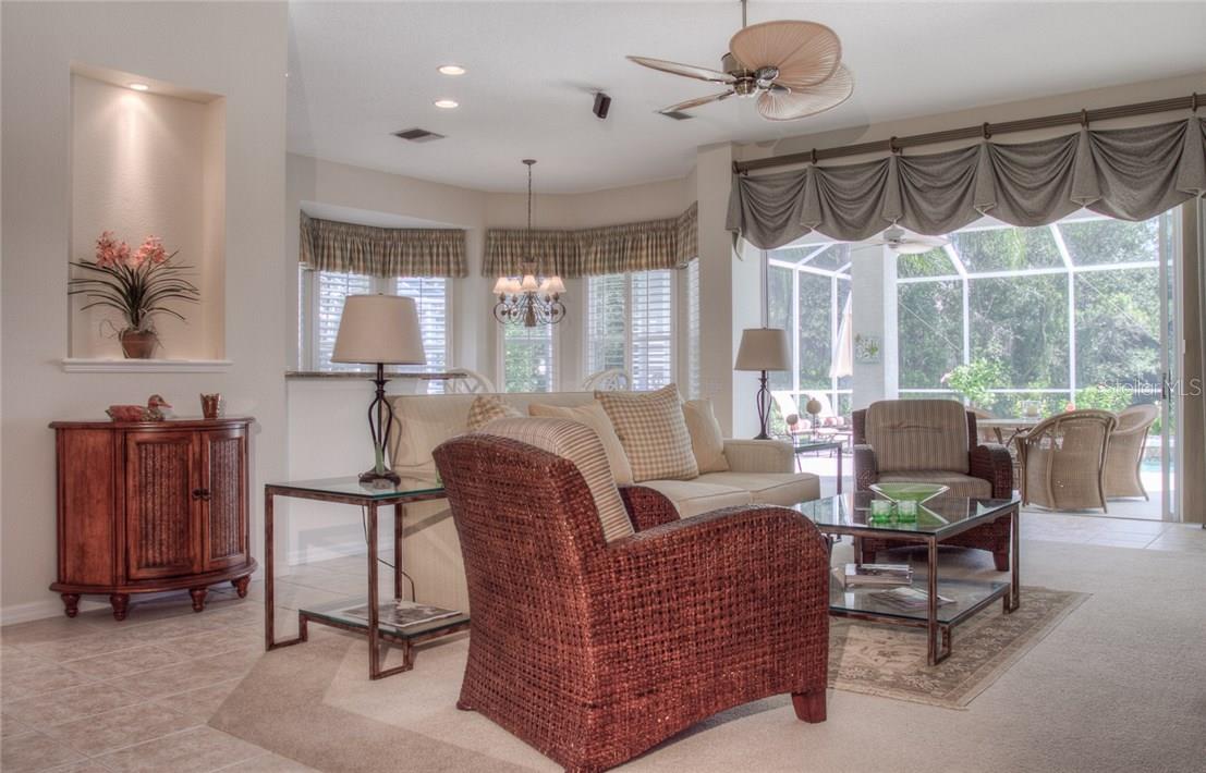 LENNOX GARDENS - Residential Lease