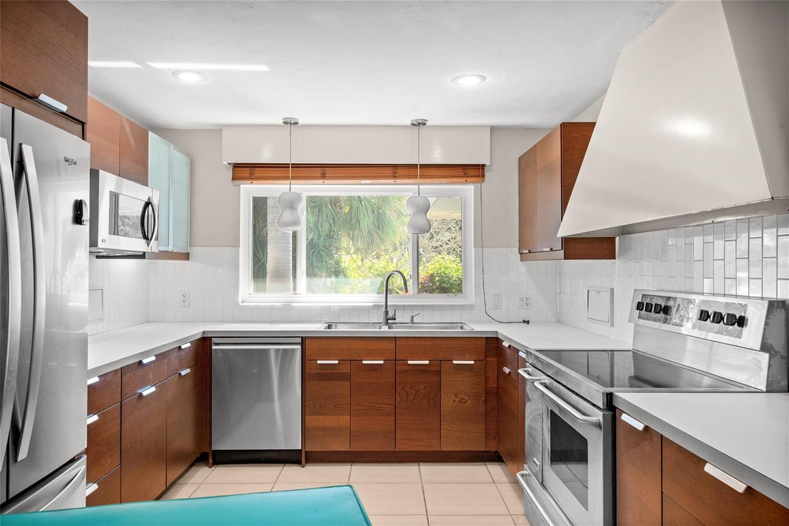 BAY VISTA PARK REP - Residential