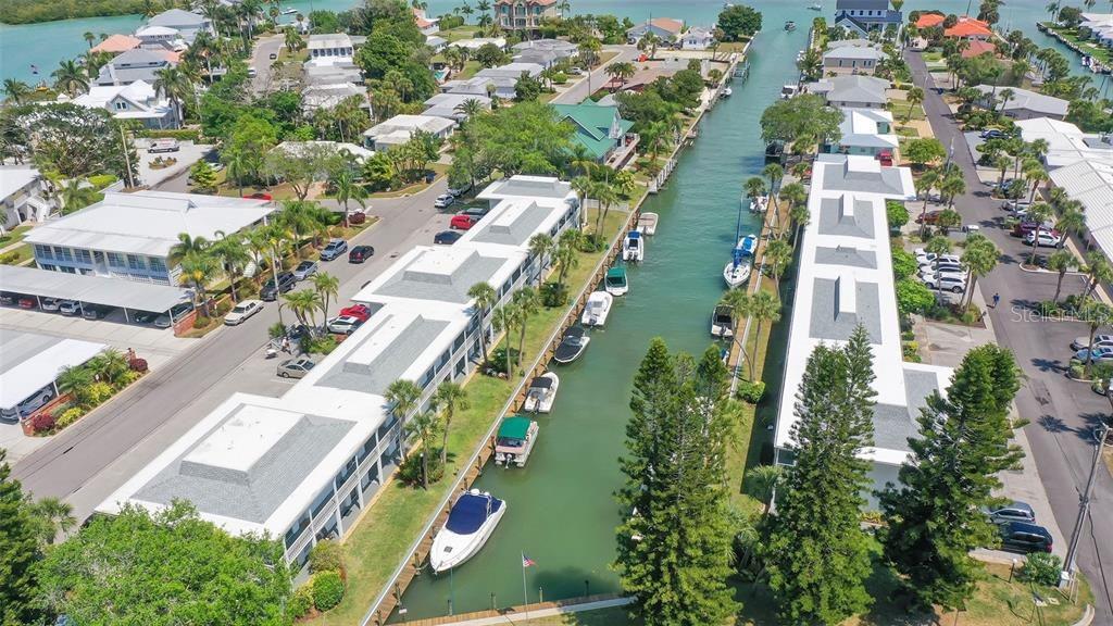 BAHIA VISTA GULF - Residential