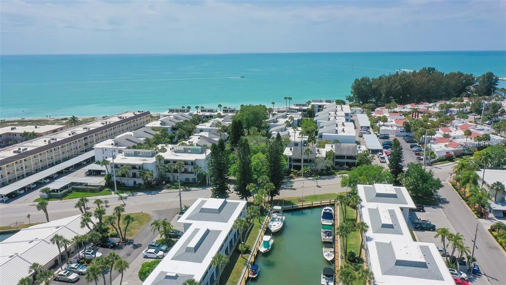 BAHIA VISTA GULF - Residential