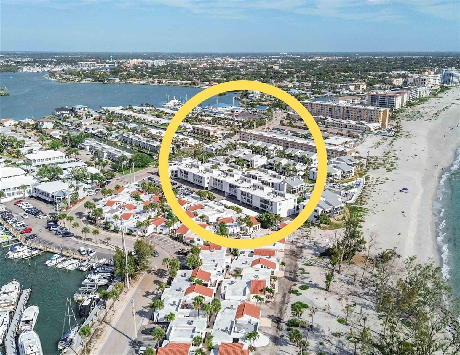 BAHIA VISTA GULF - Residential