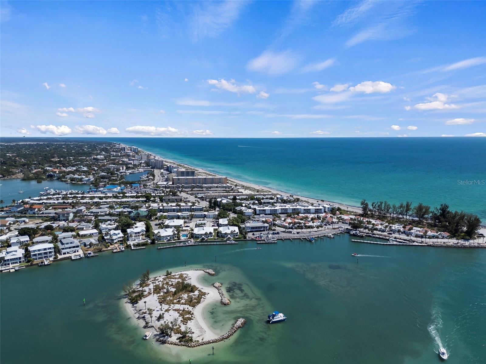 BAHIA VISTA GULF - Residential