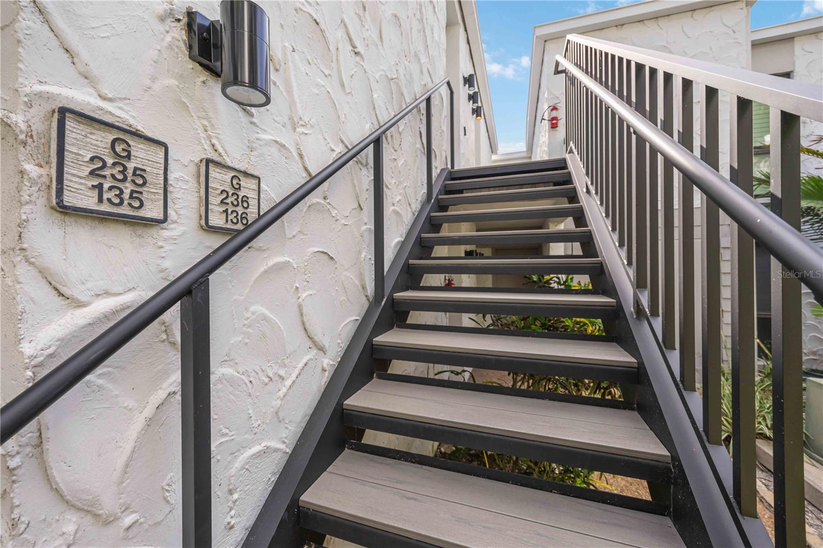 BAHIA VISTA GULF - Residential