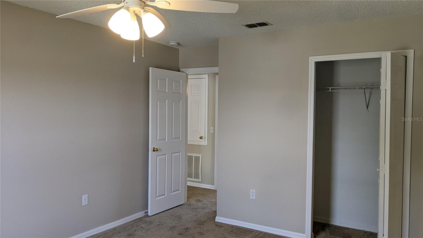 WETHERBEE LAKES SUB - Residential Lease