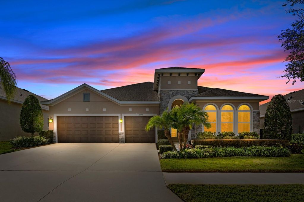 Photo of 1307 Charleen Street, Brandon, FL 33511 (MLS # TB8458591)