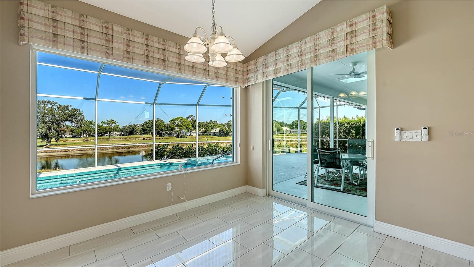 DEVONSHIRE PLACE - Residential