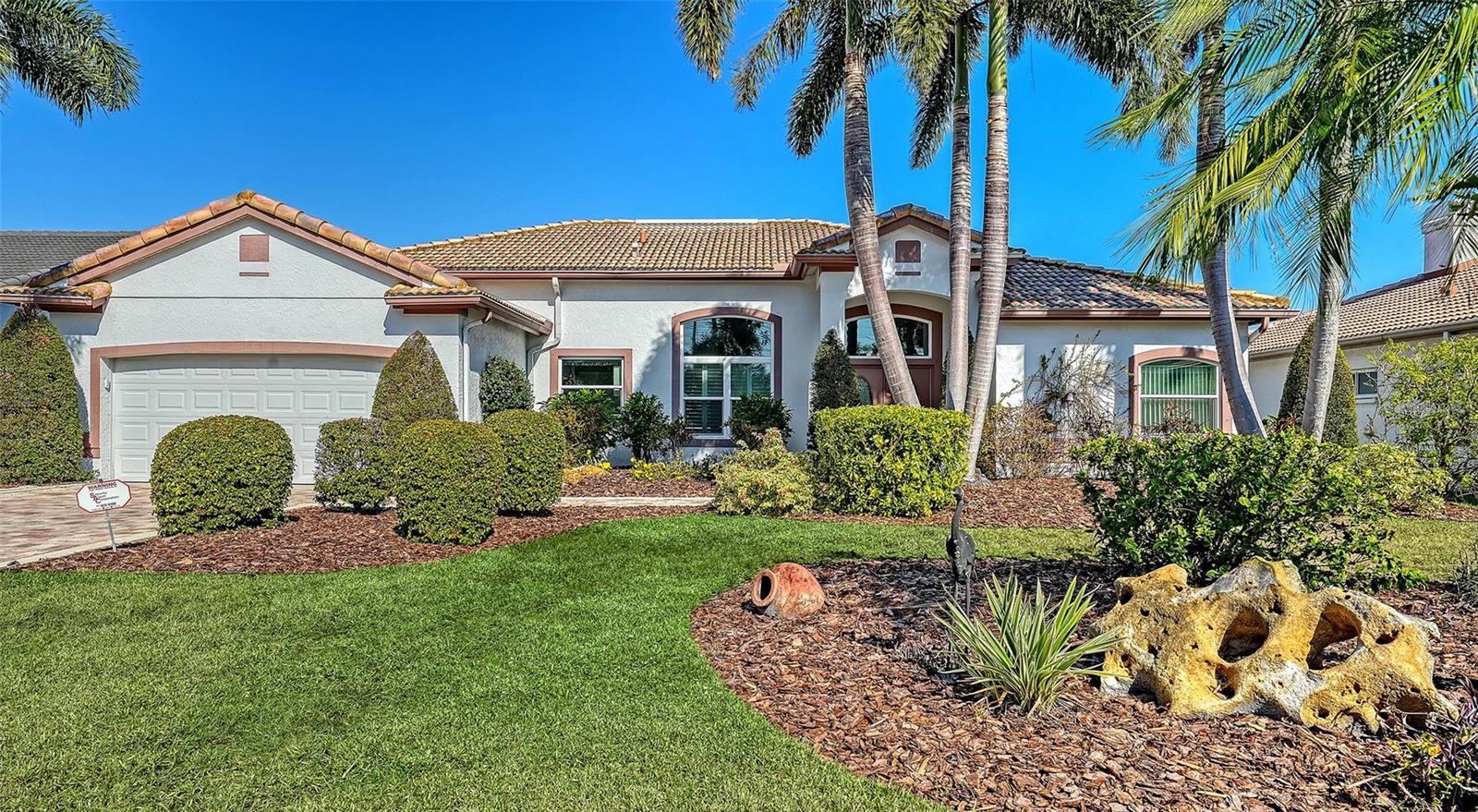 DEVONSHIRE PLACE - Residential