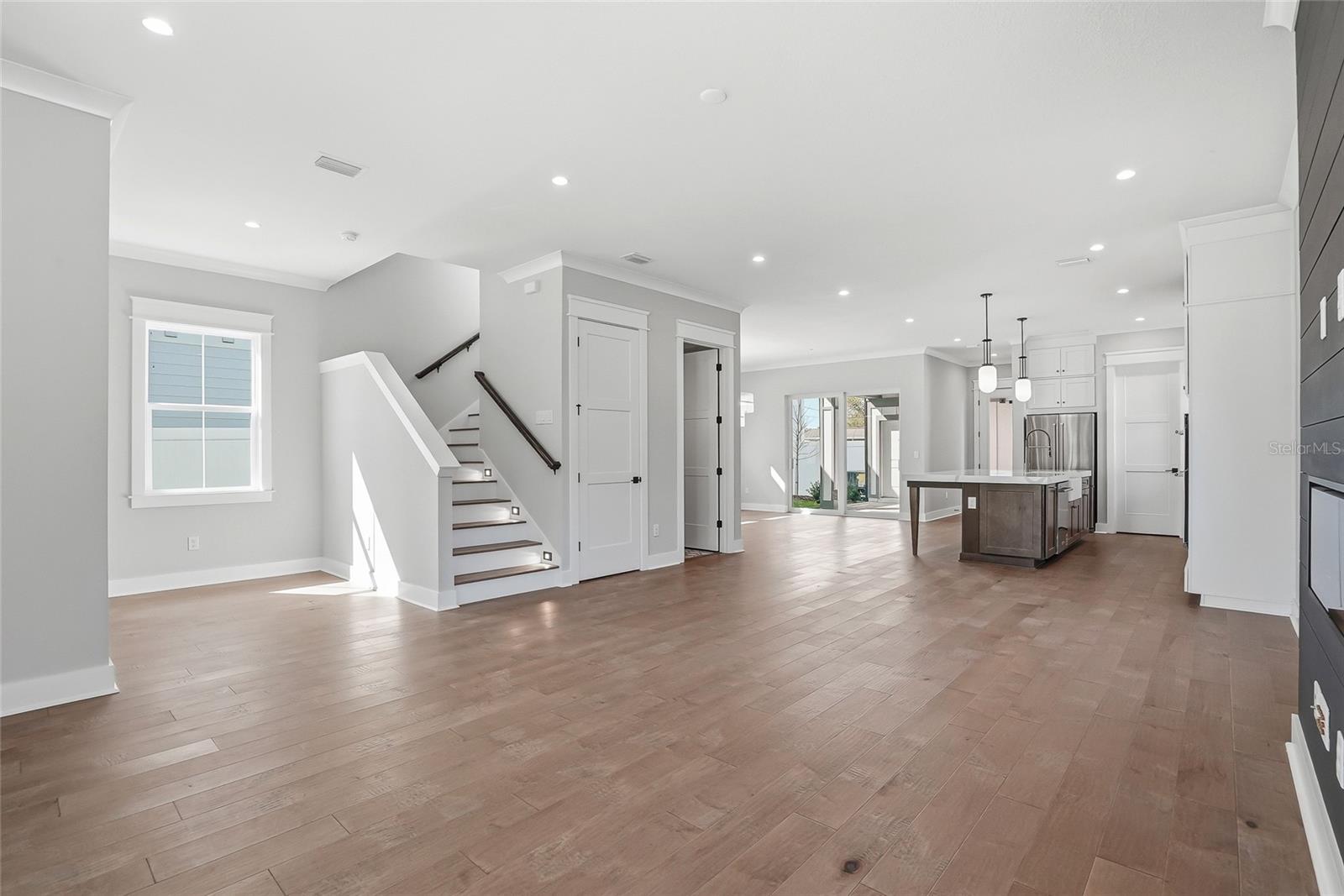 ARCADIA ANNEX - Residential