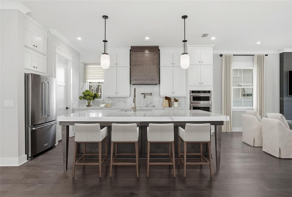 Photo of 865 53rd Avenue N, St Petersburg, FL 33703 (MLS # TB8485401)