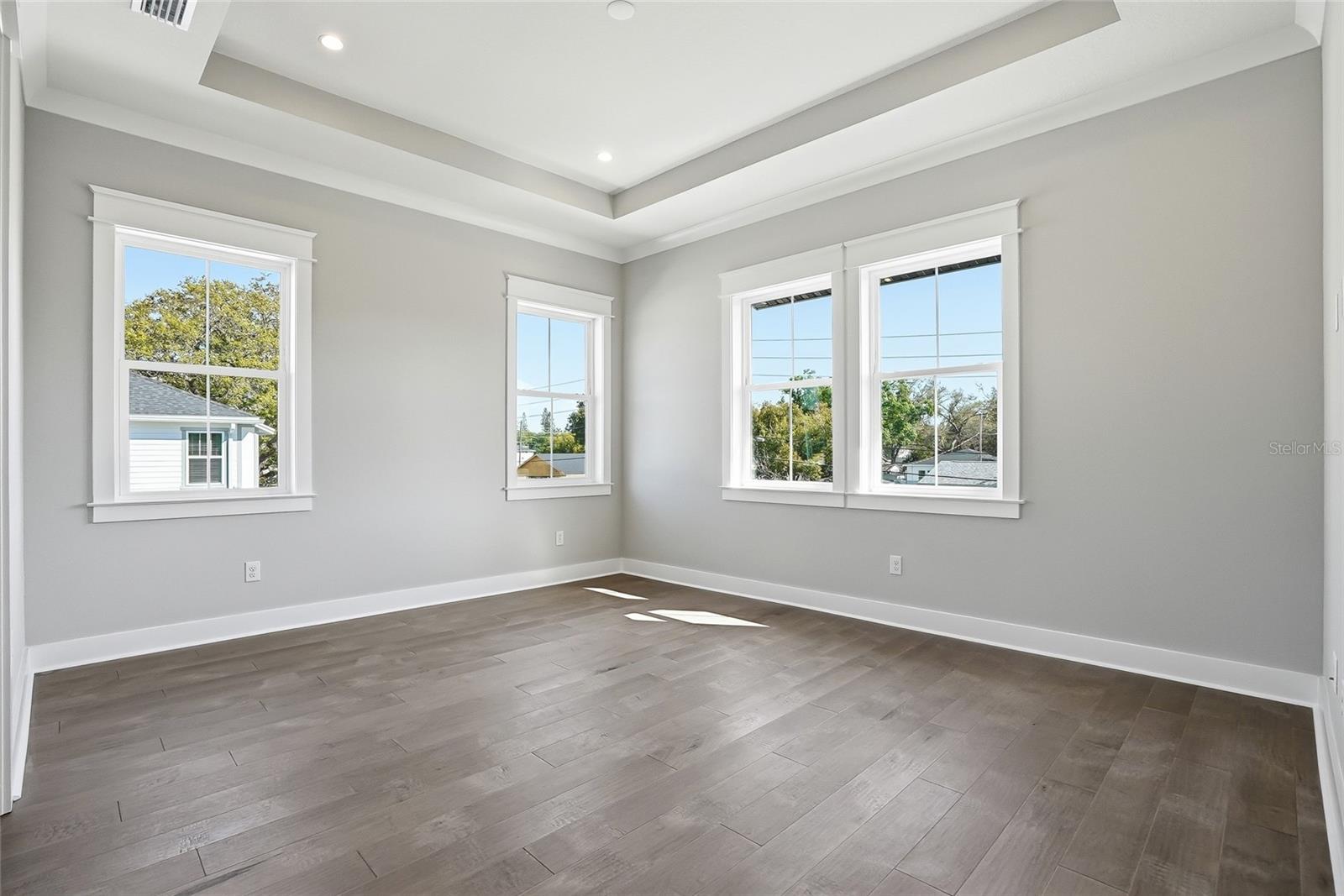 ARCADIA ANNEX - Residential