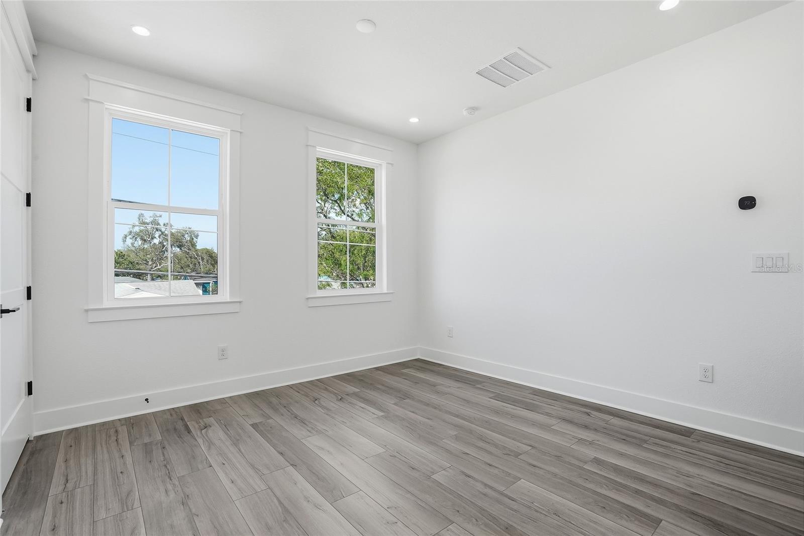 ARCADIA ANNEX - Residential