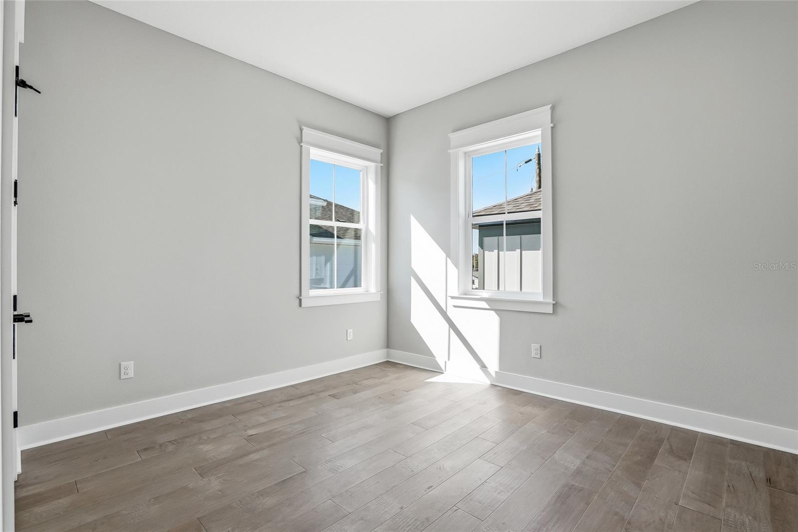 ARCADIA ANNEX - Residential