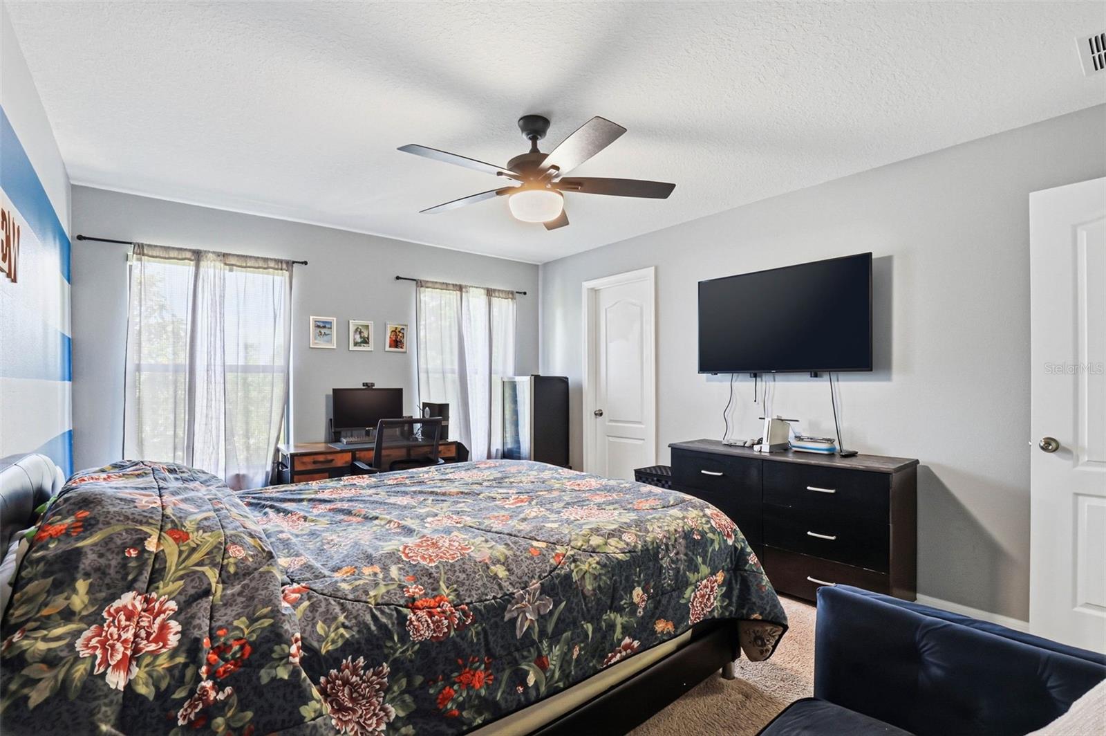 MEADOW POINTE IV - Residential