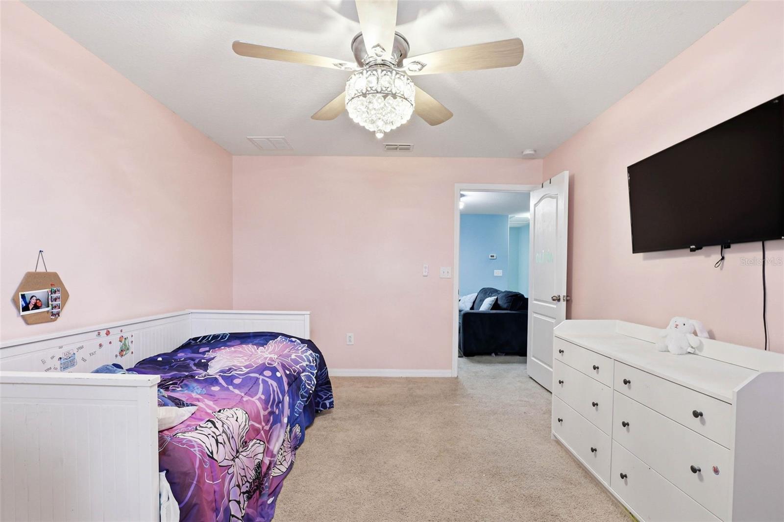 MEADOW POINTE IV - Residential