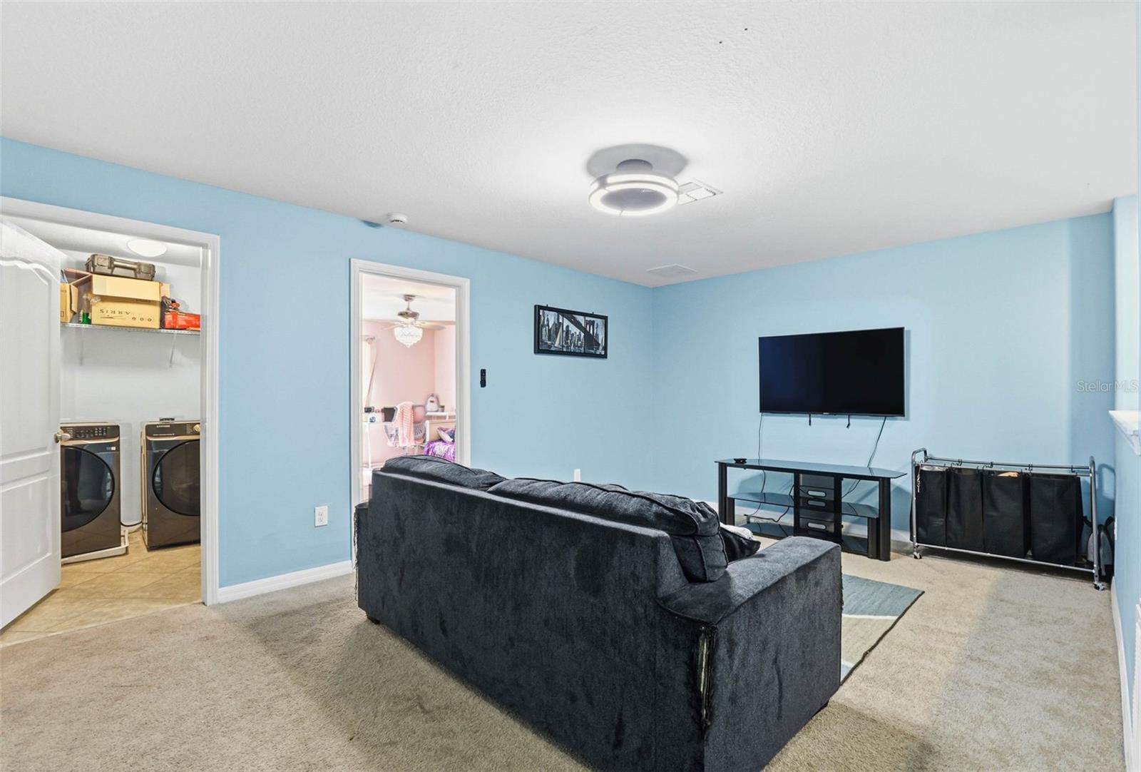 MEADOW POINTE IV - Residential