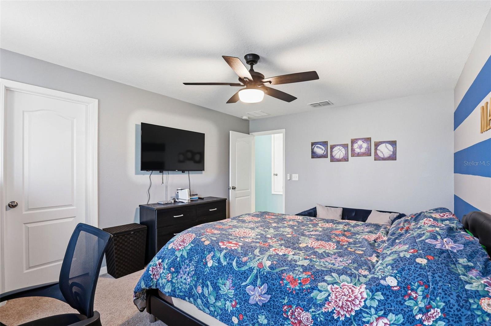 MEADOW POINTE IV - Residential