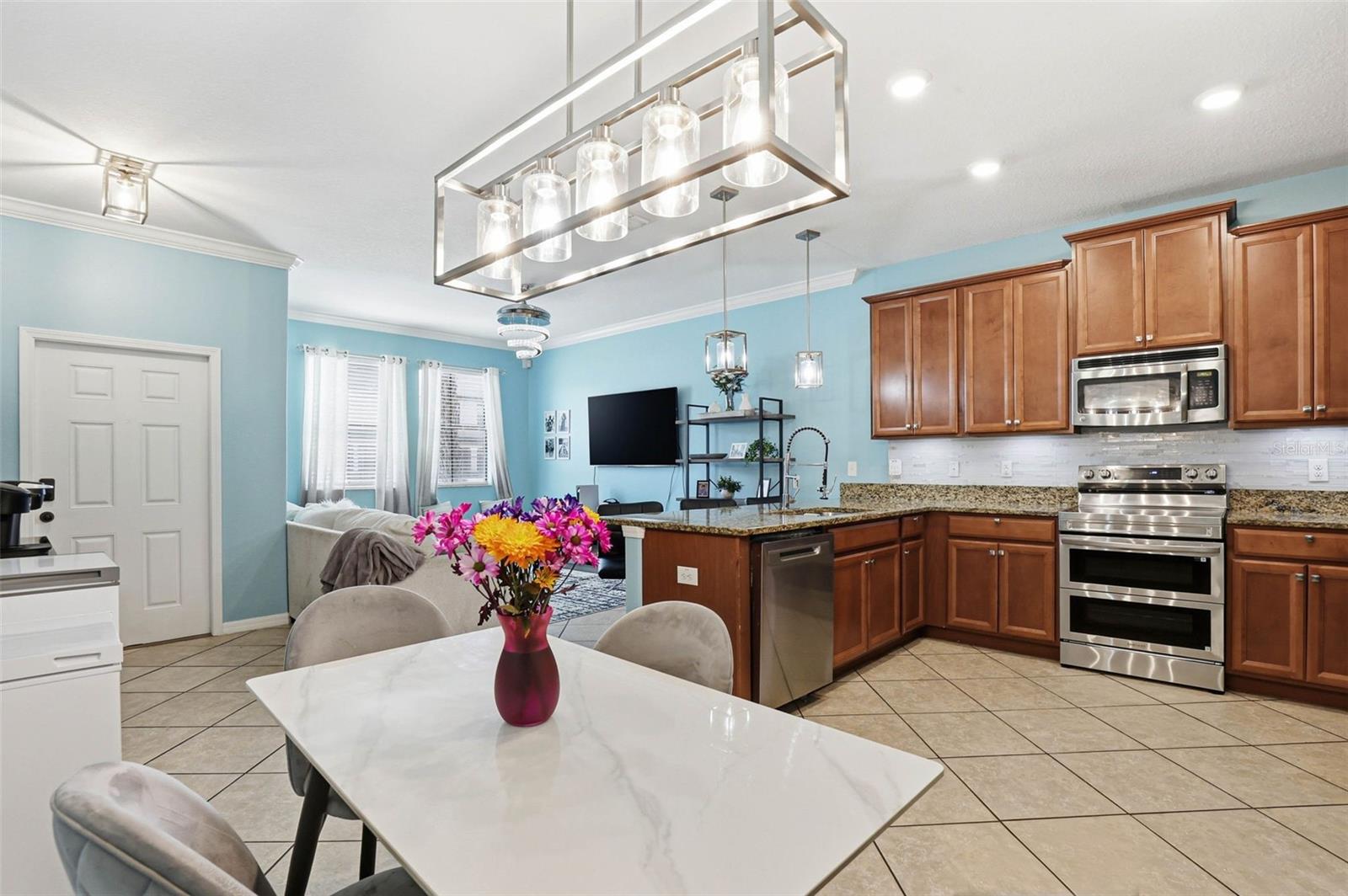 MEADOW POINTE IV - Residential