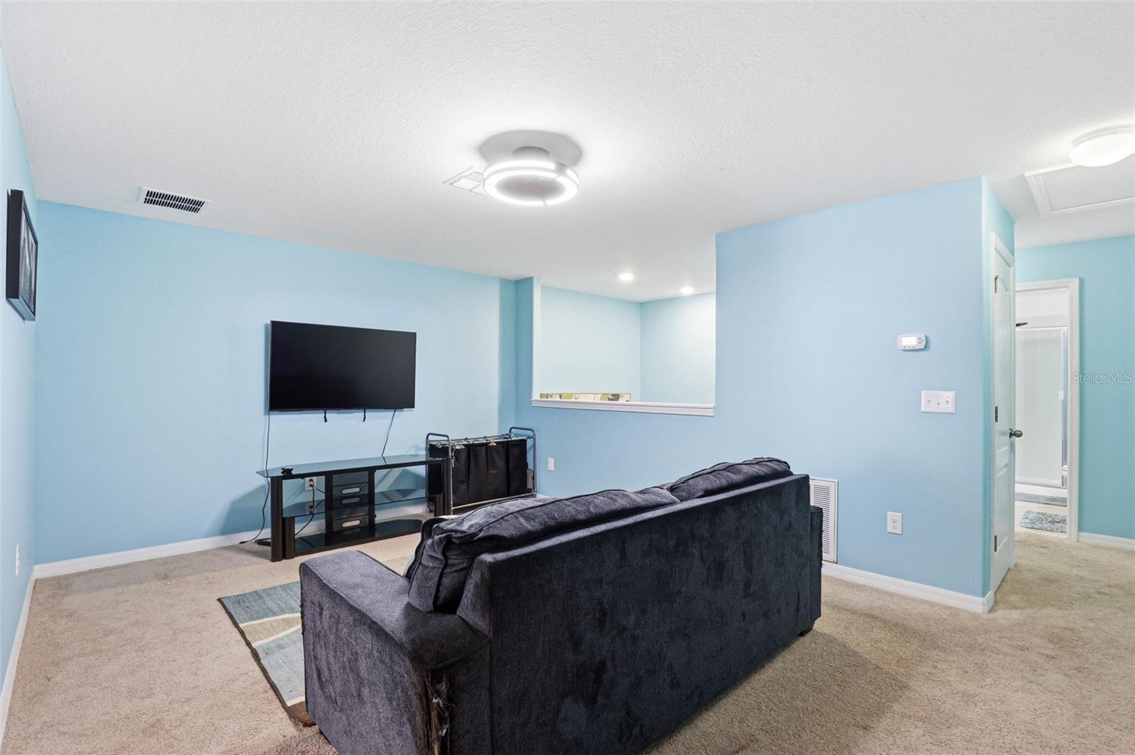 MEADOW POINTE IV - Residential