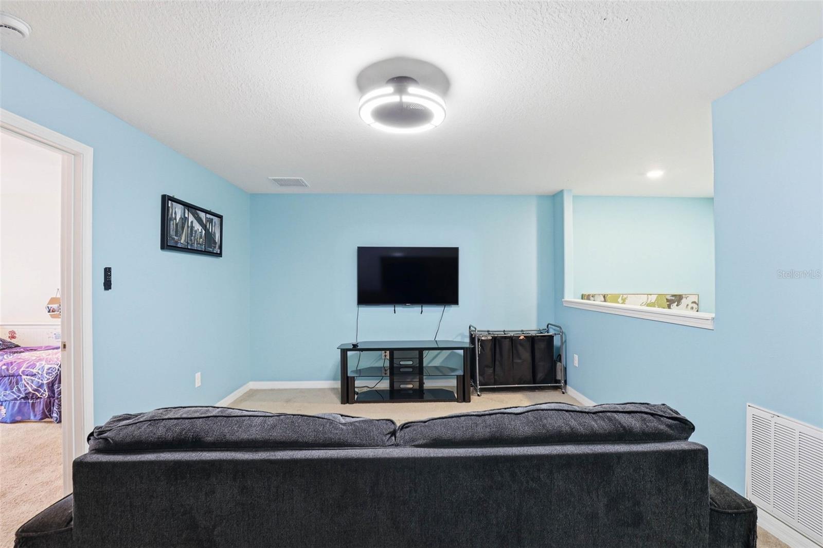 MEADOW POINTE IV - Residential