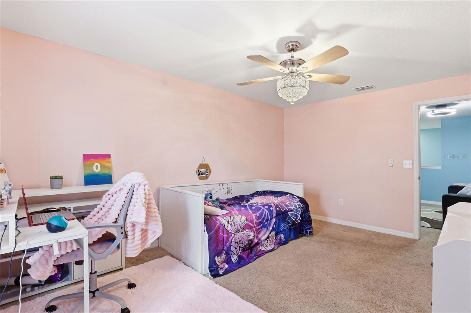 MEADOW POINTE IV - Residential