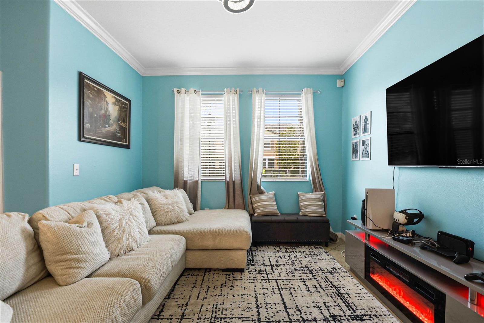 MEADOW POINTE IV - Residential