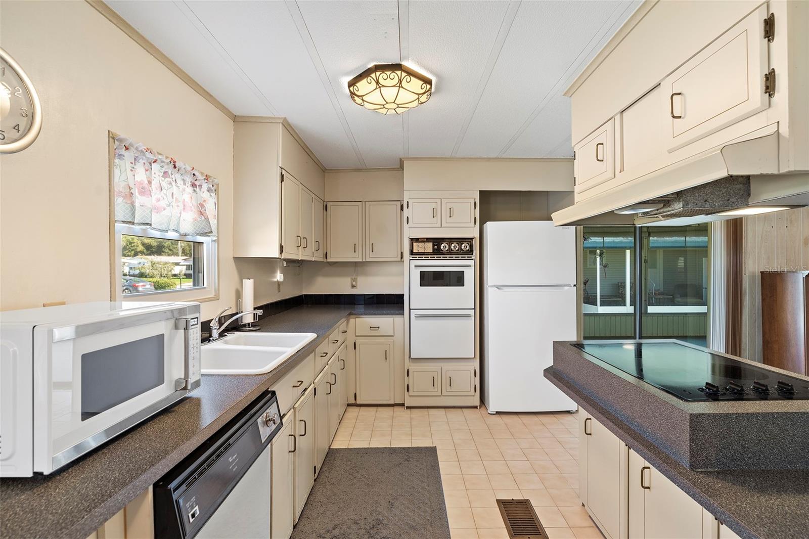 TEKA VILLAGE PH 1 - Residential