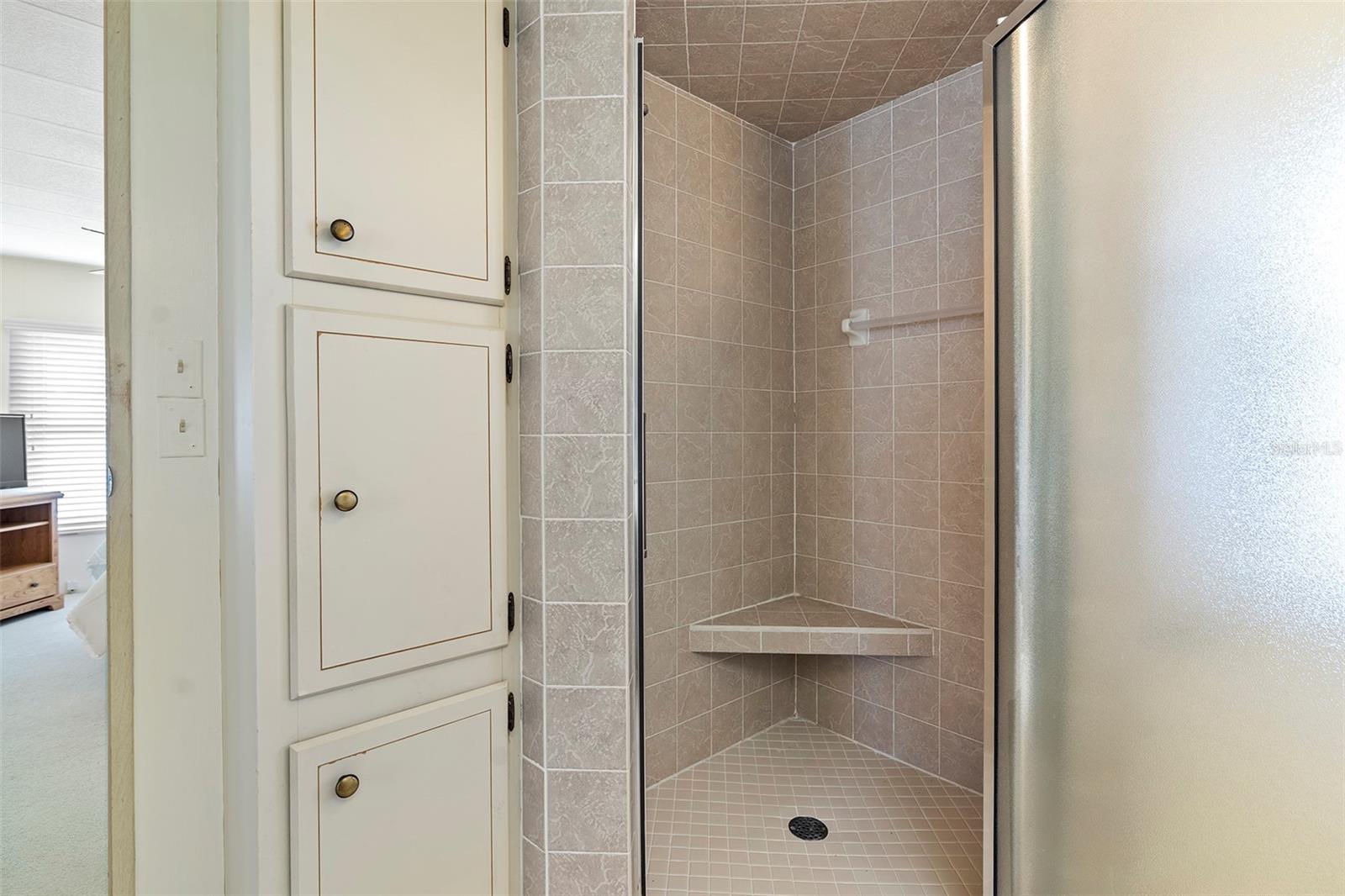 TEKA VILLAGE PH 1 - Residential