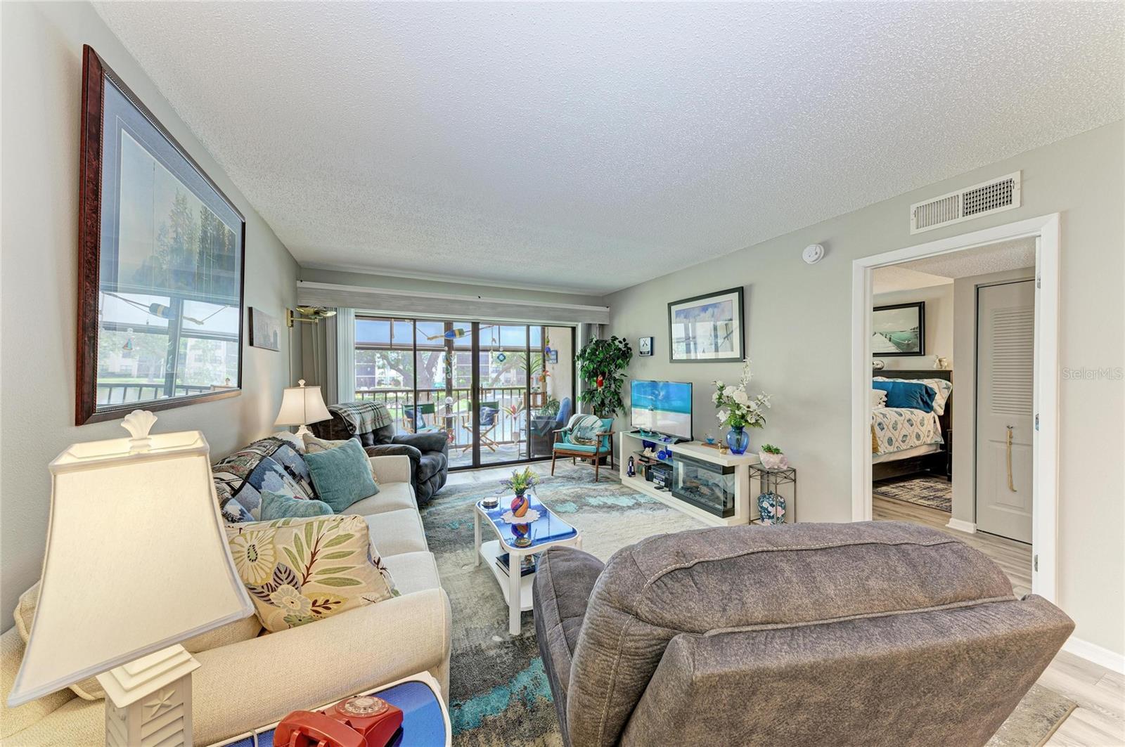 WOODPARK AT DESOTO SQUARE PH IV - Residential