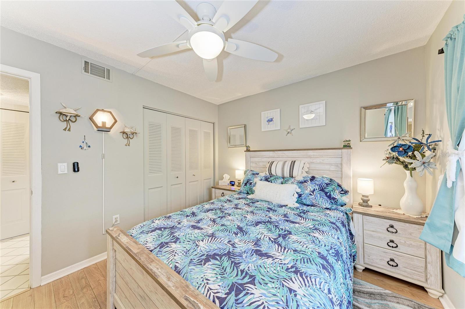 WOODPARK AT DESOTO SQUARE PH IV - Residential