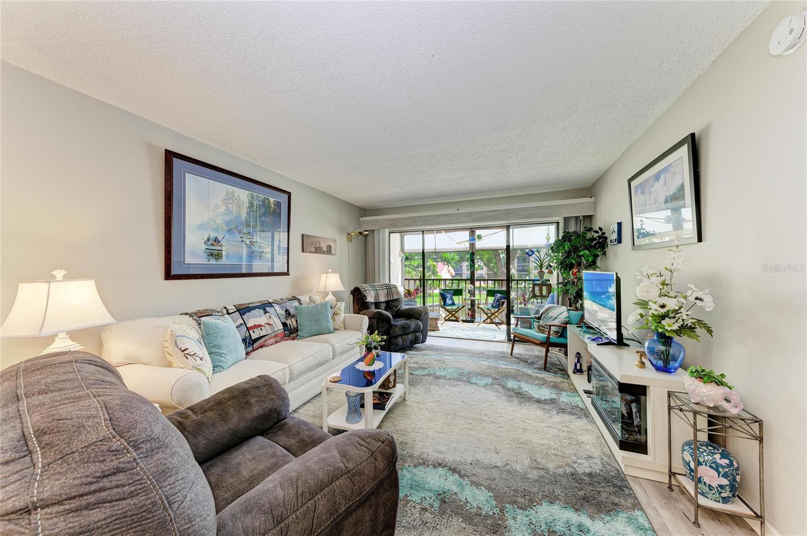 WOODPARK AT DESOTO SQUARE PH IV - Residential