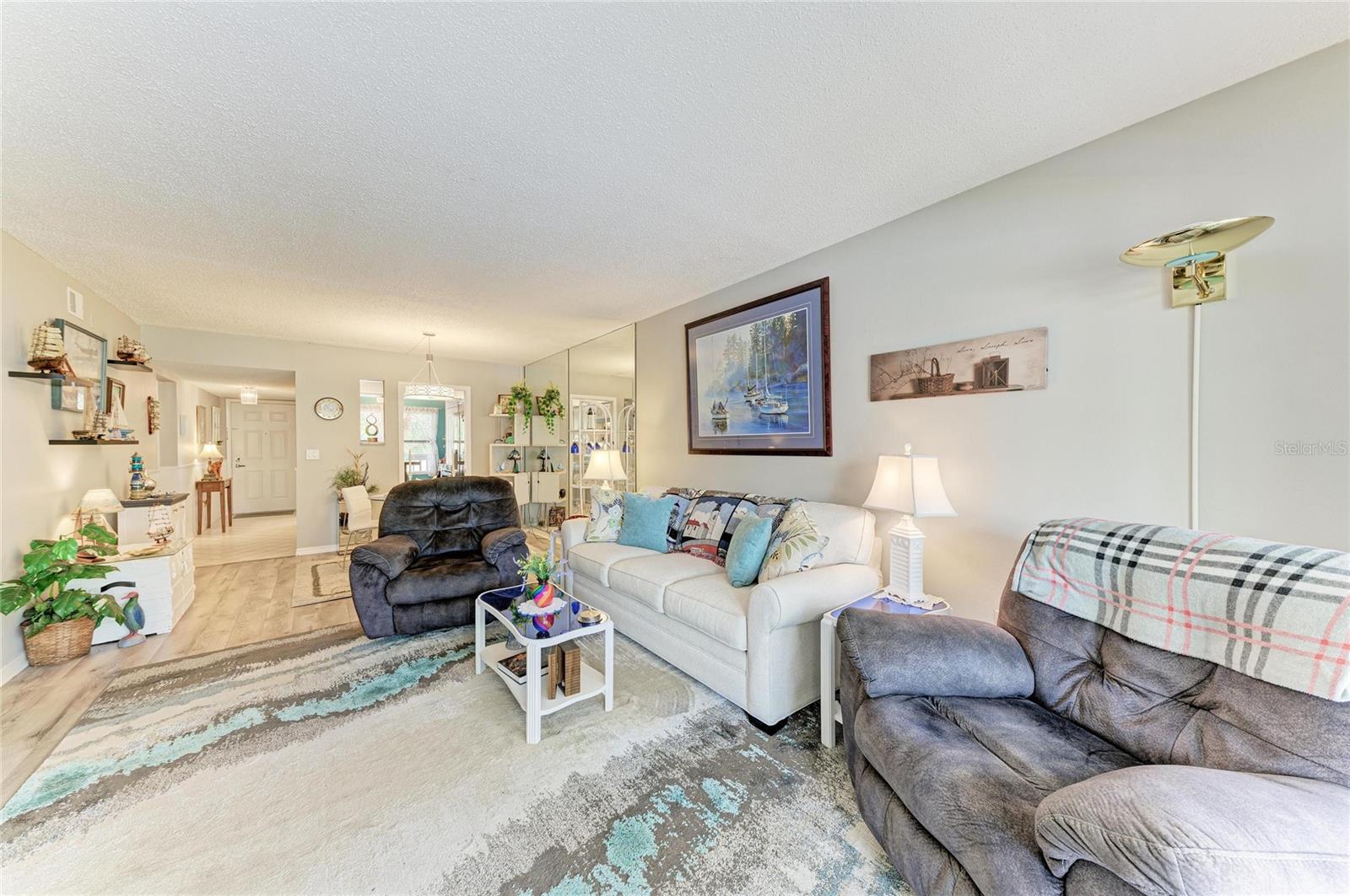 WOODPARK AT DESOTO SQUARE PH IV - Residential