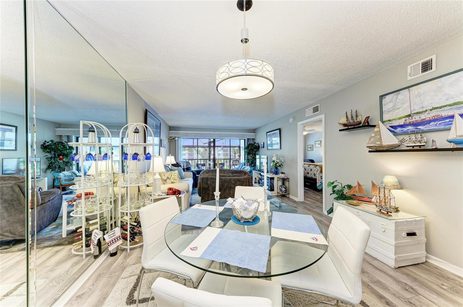 WOODPARK AT DESOTO SQUARE PH IV - Residential