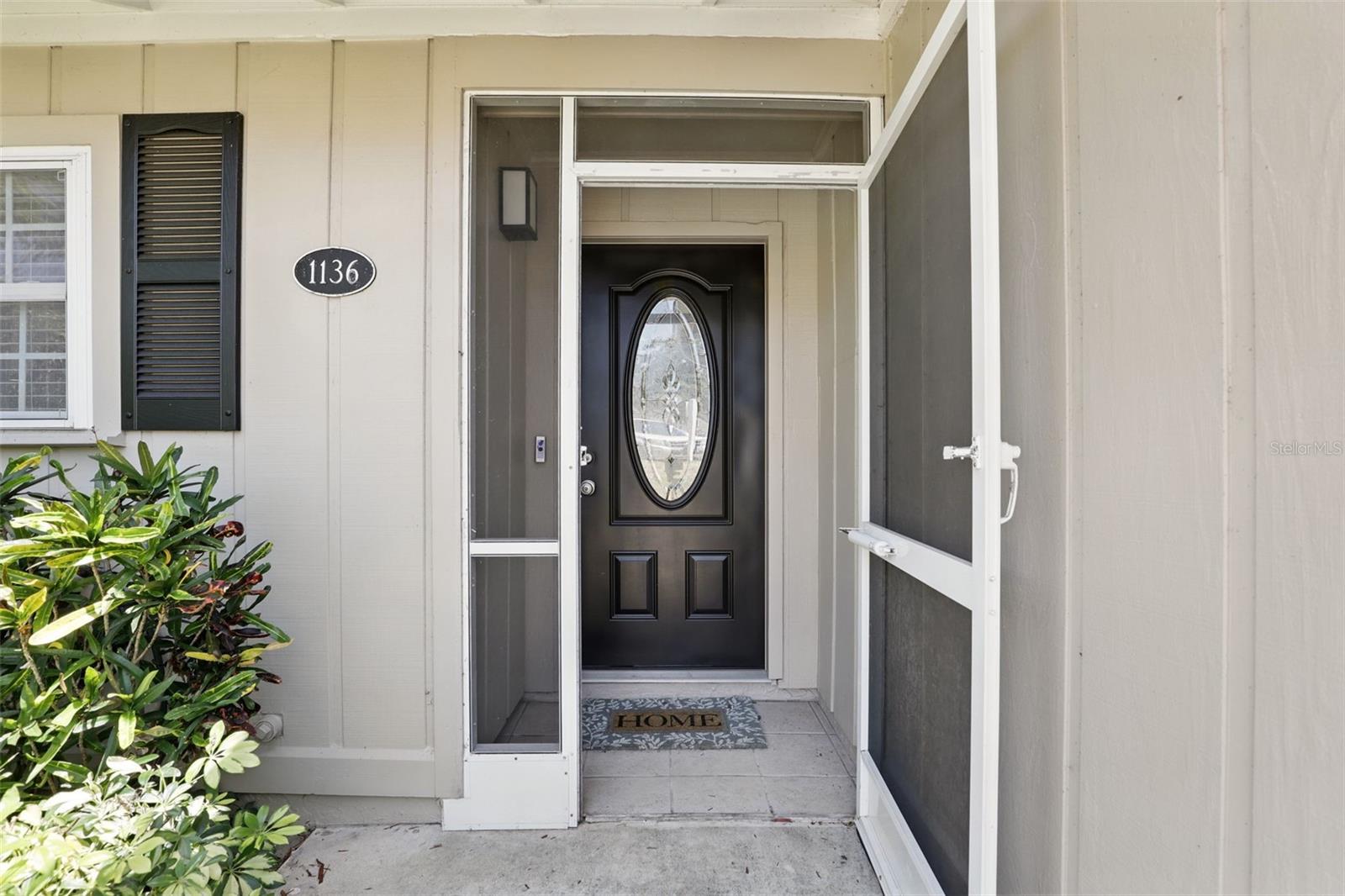 1136 VILLA LANE 96