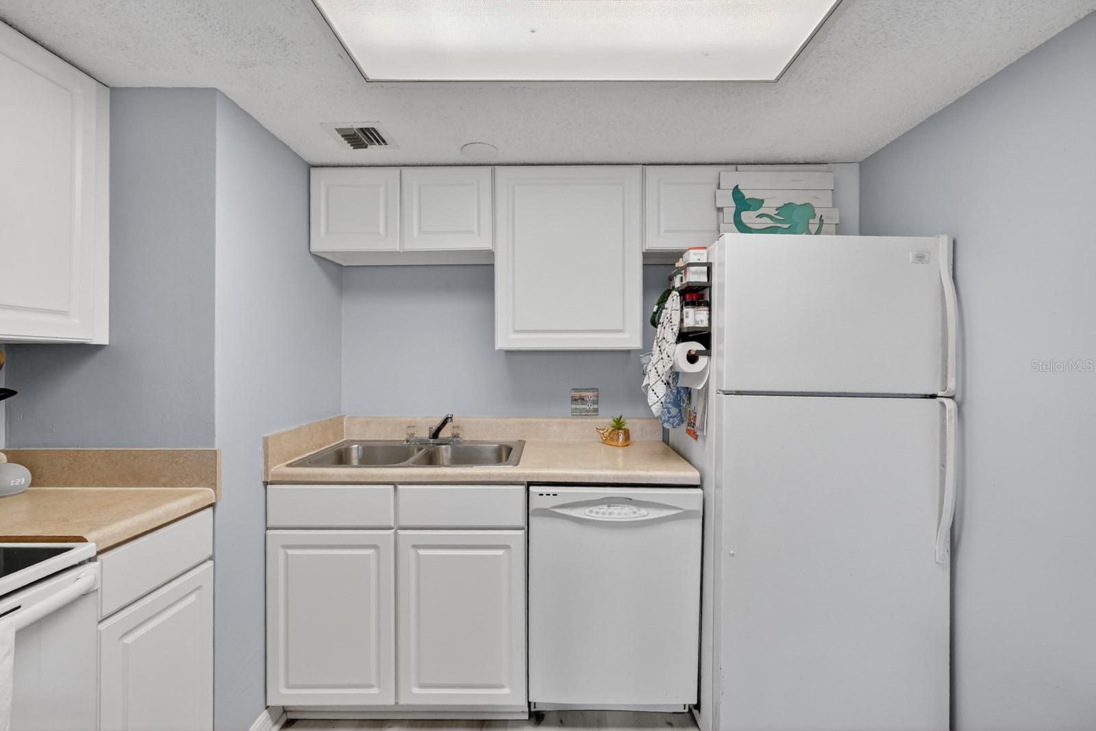 OCEAN WATCH - Residential