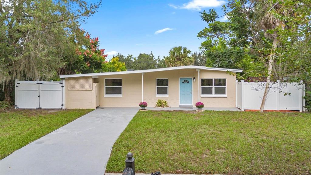 Photo of 441 Kentia Road, Casselberry, FL 32707 (MLS # S5136340)