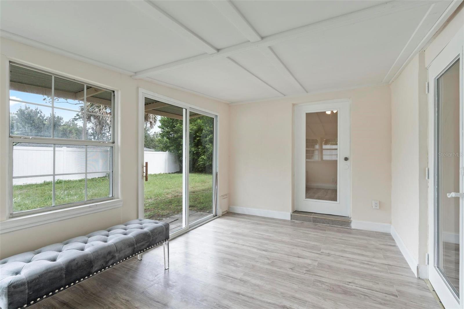 QUEENS MIRROR SOUTH 2ND REP ADD REP - Residential