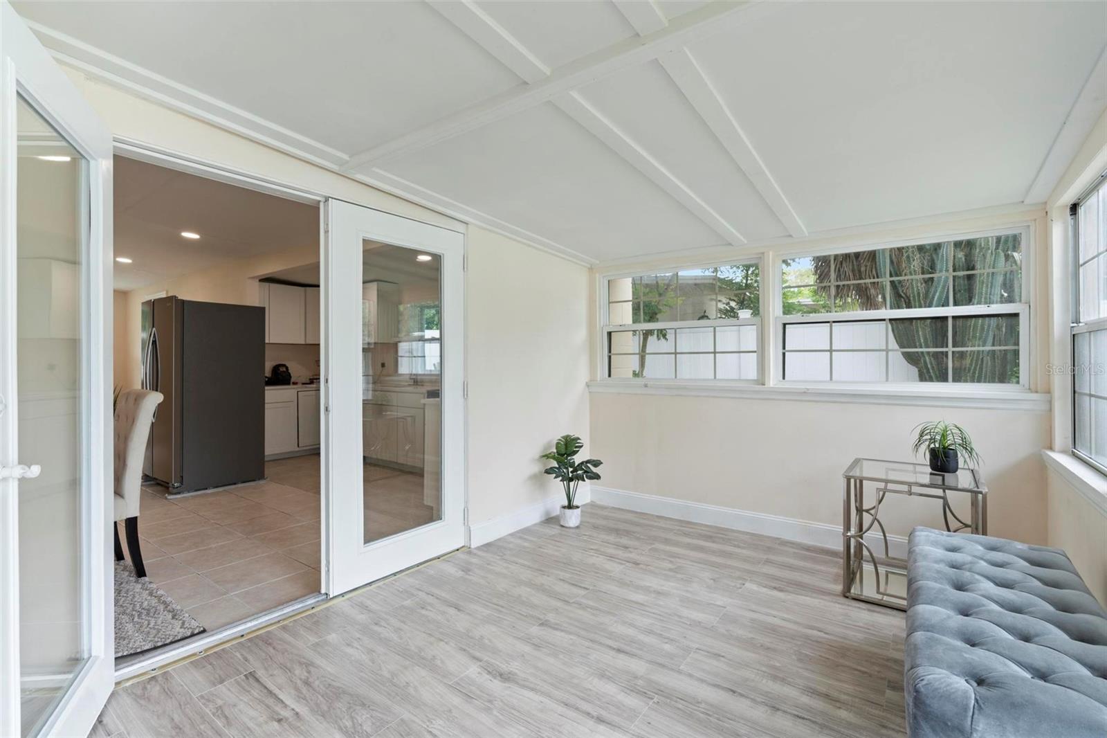 QUEENS MIRROR SOUTH 2ND REP ADD REP - Residential