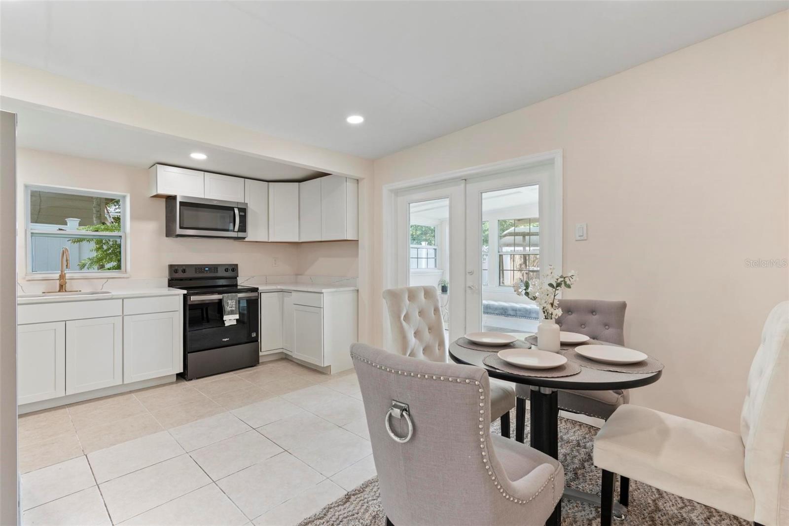 QUEENS MIRROR SOUTH 2ND REP ADD REP - Residential